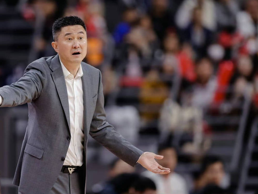 关于确认加盟！广东队正式迎来男篮顶级锋线，保送杜锋“躺”进决赛？的信息